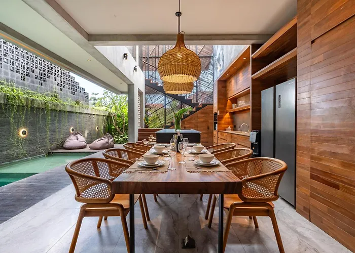 Niven 3br, Unique Design, Prime Area Villa